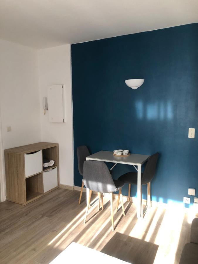 Joli Studio Centre-Ville Draguignan Exteriör bild